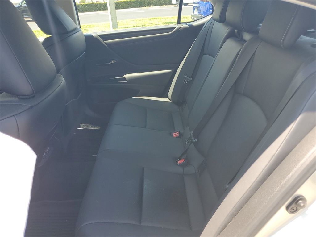 used 2022 Lexus ES car, priced at $35,998