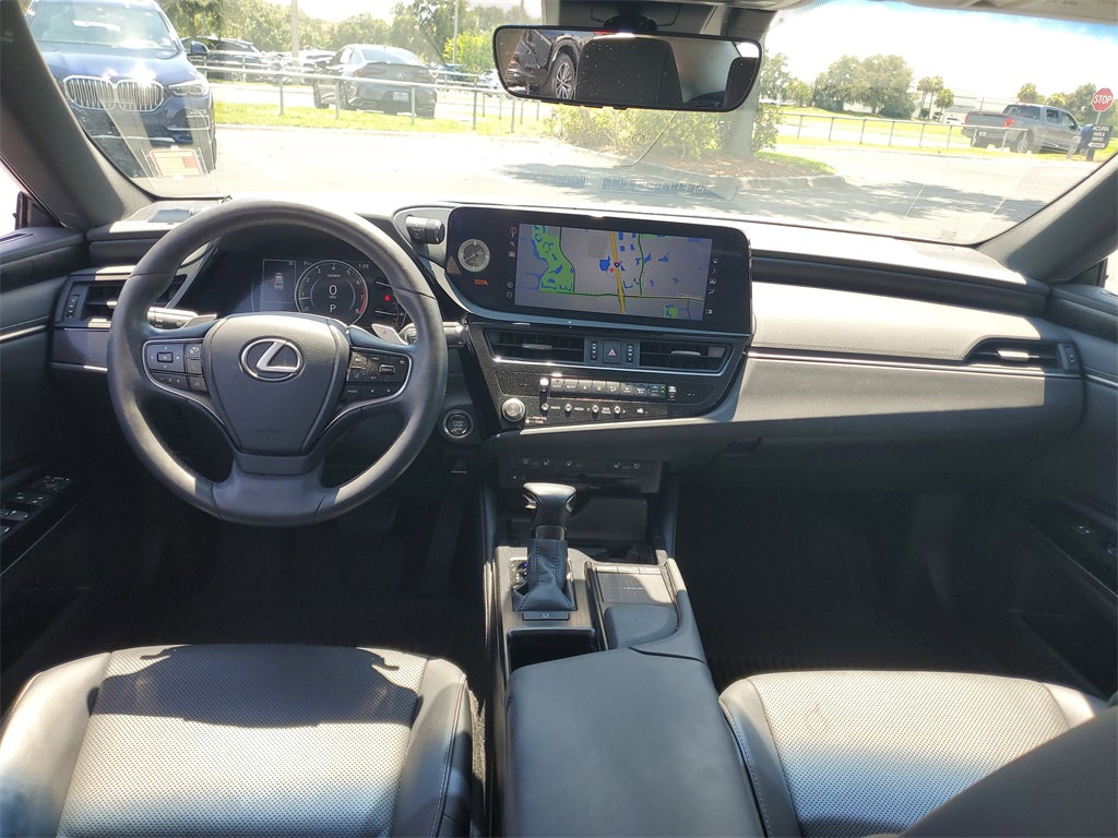 used 2022 Lexus ES car, priced at $35,998