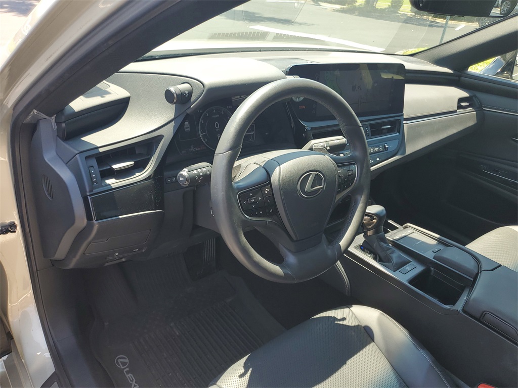 used 2022 Lexus ES car, priced at $35,998