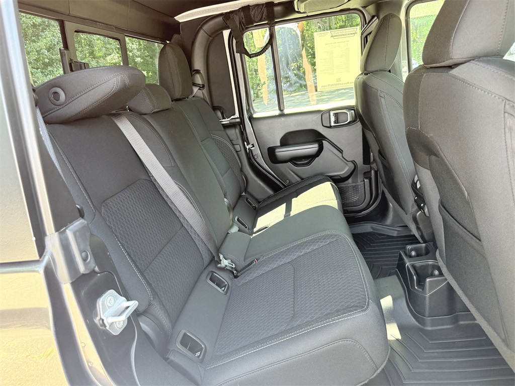 used 2021 Jeep Gladiator car, priced at $28,498