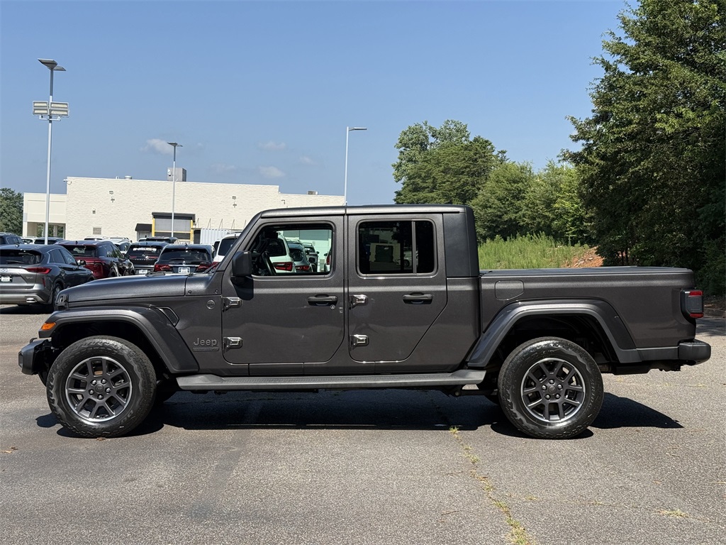 used 2021 Jeep Gladiator car, priced at $28,498