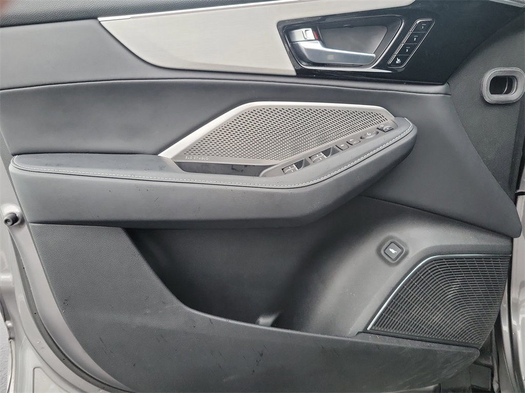 used 2024 Acura MDX car, priced at $43,998