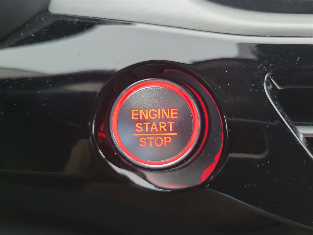 used 2024 Acura MDX car, priced at $43,998