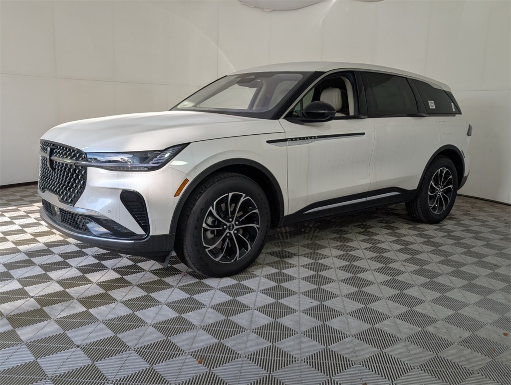 new 2025 Lincoln Nautilus car, priced at $53,554