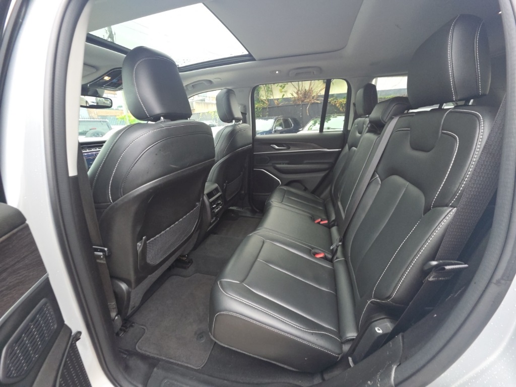 used 2023 Jeep Grand Cherokee car, priced at $24,595
