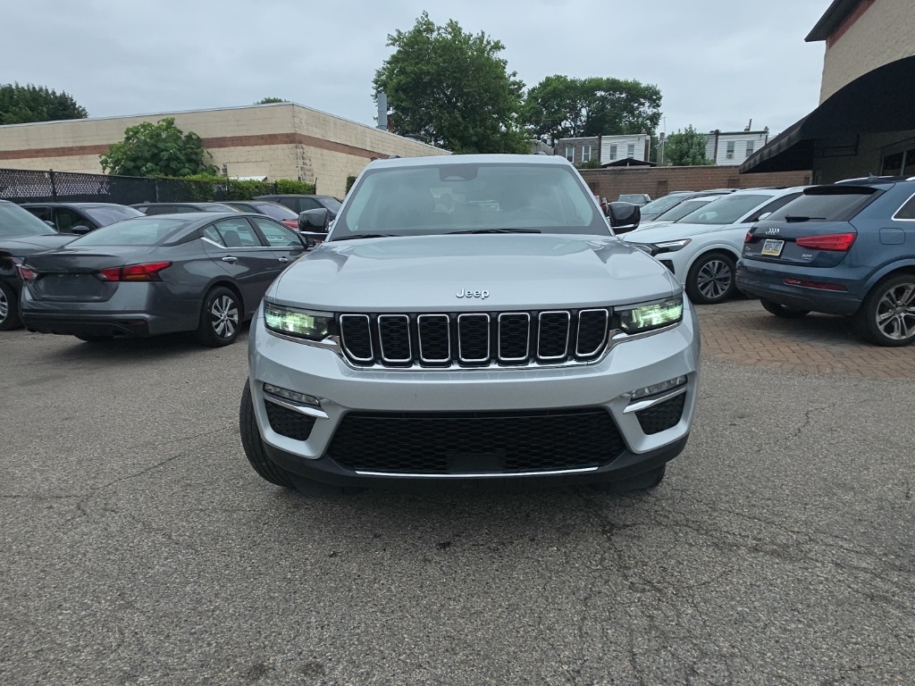 used 2023 Jeep Grand Cherokee car, priced at $24,595
