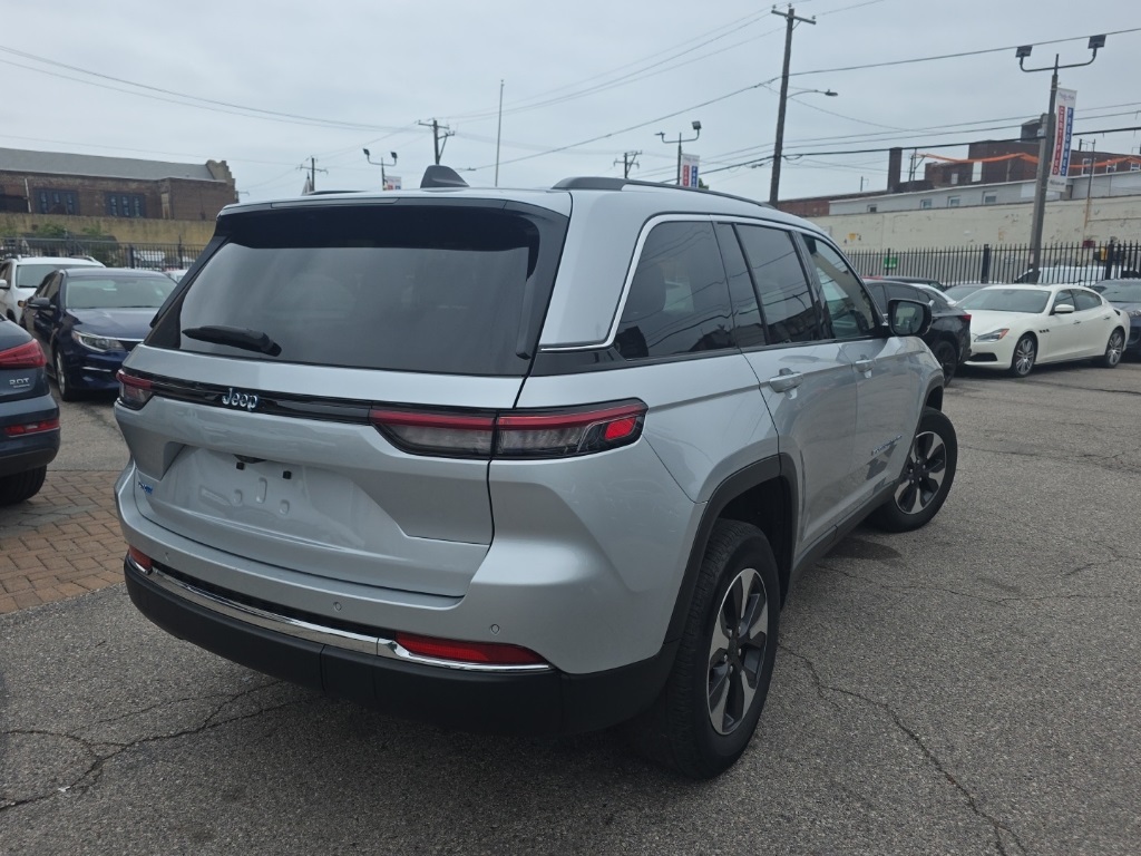 used 2023 Jeep Grand Cherokee car, priced at $24,595