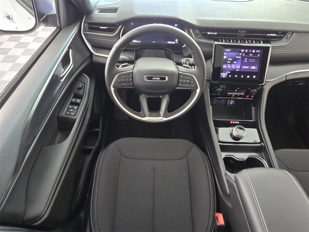 new 2025 Jeep Grand Cherokee L car, priced at $35,767