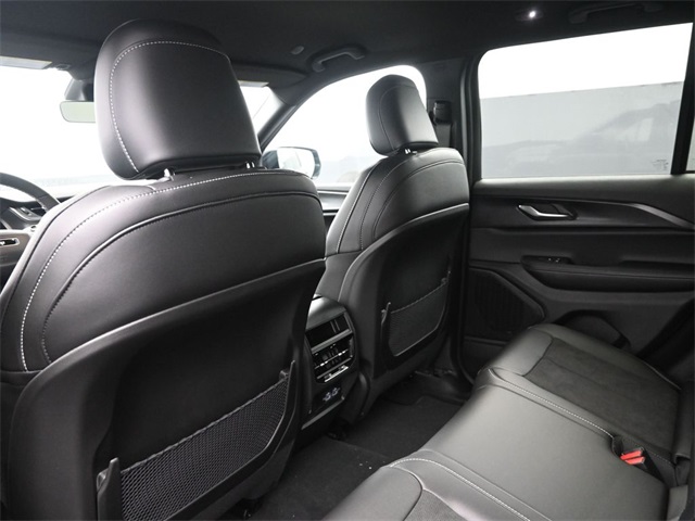 new 2025 Jeep Grand Cherokee car, priced at $45,225