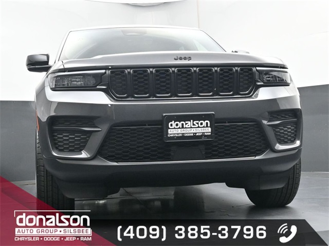 new 2025 Jeep Grand Cherokee car, priced at $45,225