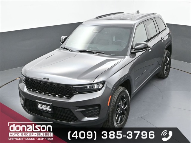 new 2025 Jeep Grand Cherokee car, priced at $45,225
