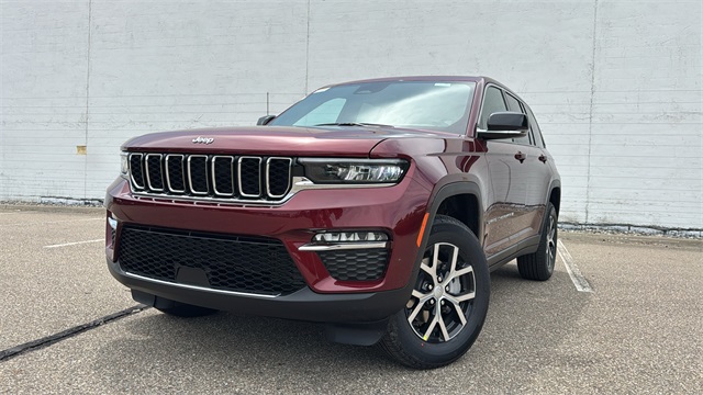 new 2025 Jeep Grand Cherokee car, priced at $45,025