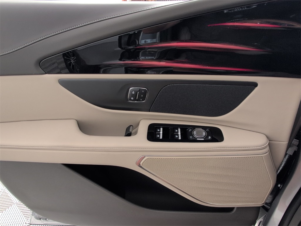 new 2025 Lincoln Nautilus car, priced at $55,234