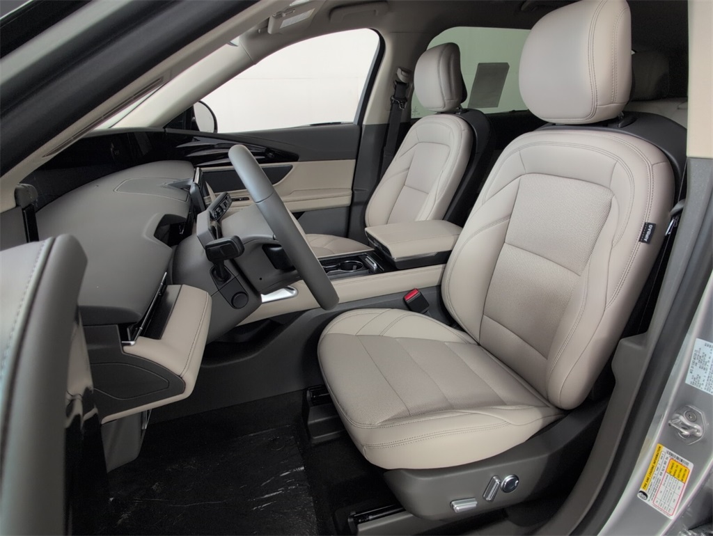 new 2025 Lincoln Nautilus car, priced at $55,234