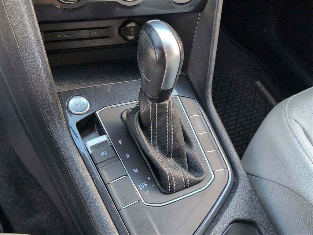used 2021 Volkswagen Tiguan car, priced at $13,878