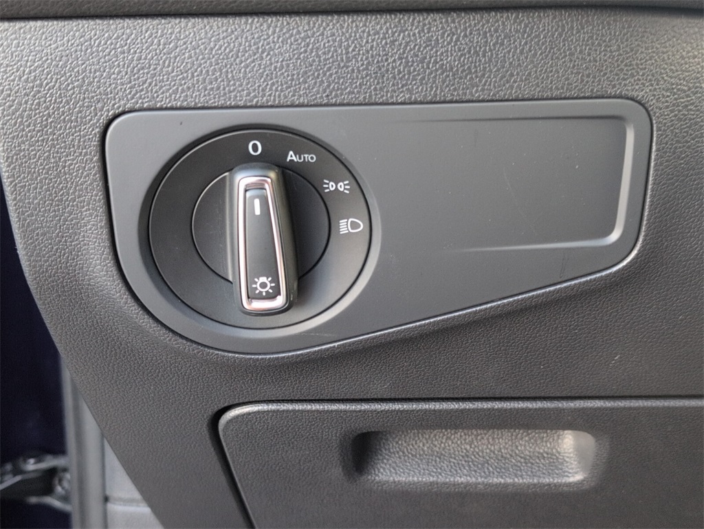 used 2021 Volkswagen Tiguan car, priced at $13,878