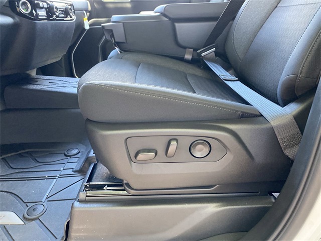 new 2025 Chevrolet Silverado 1500 car, priced at $47,695