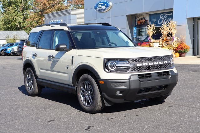 new 2025 Ford Bronco Sport car, priced at $35,724