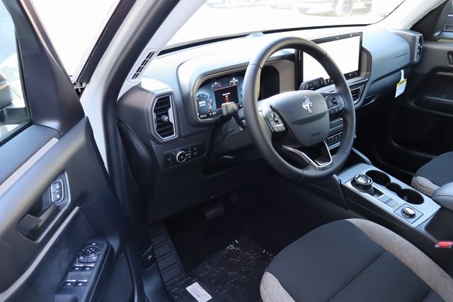 new 2025 Ford Bronco Sport car, priced at $35,724