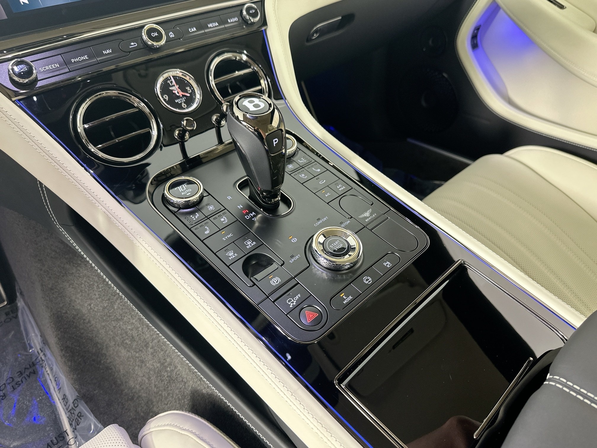 new 2025 Bentley Continental GT car