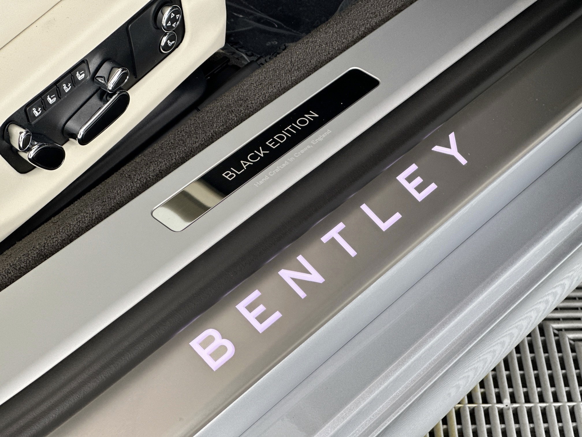 new 2025 Bentley Continental GT car