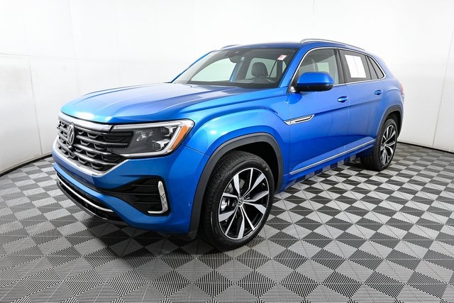 used 2024 Volkswagen Atlas Cross Sport car, priced at $37,900