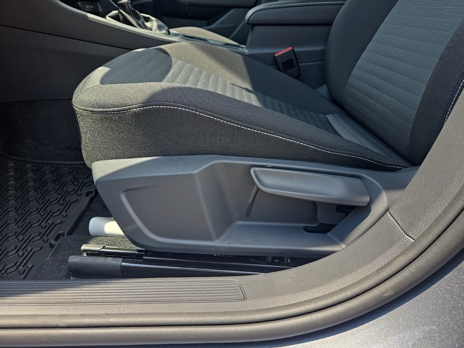 new 2025 Volkswagen Jetta car, priced at $24,195