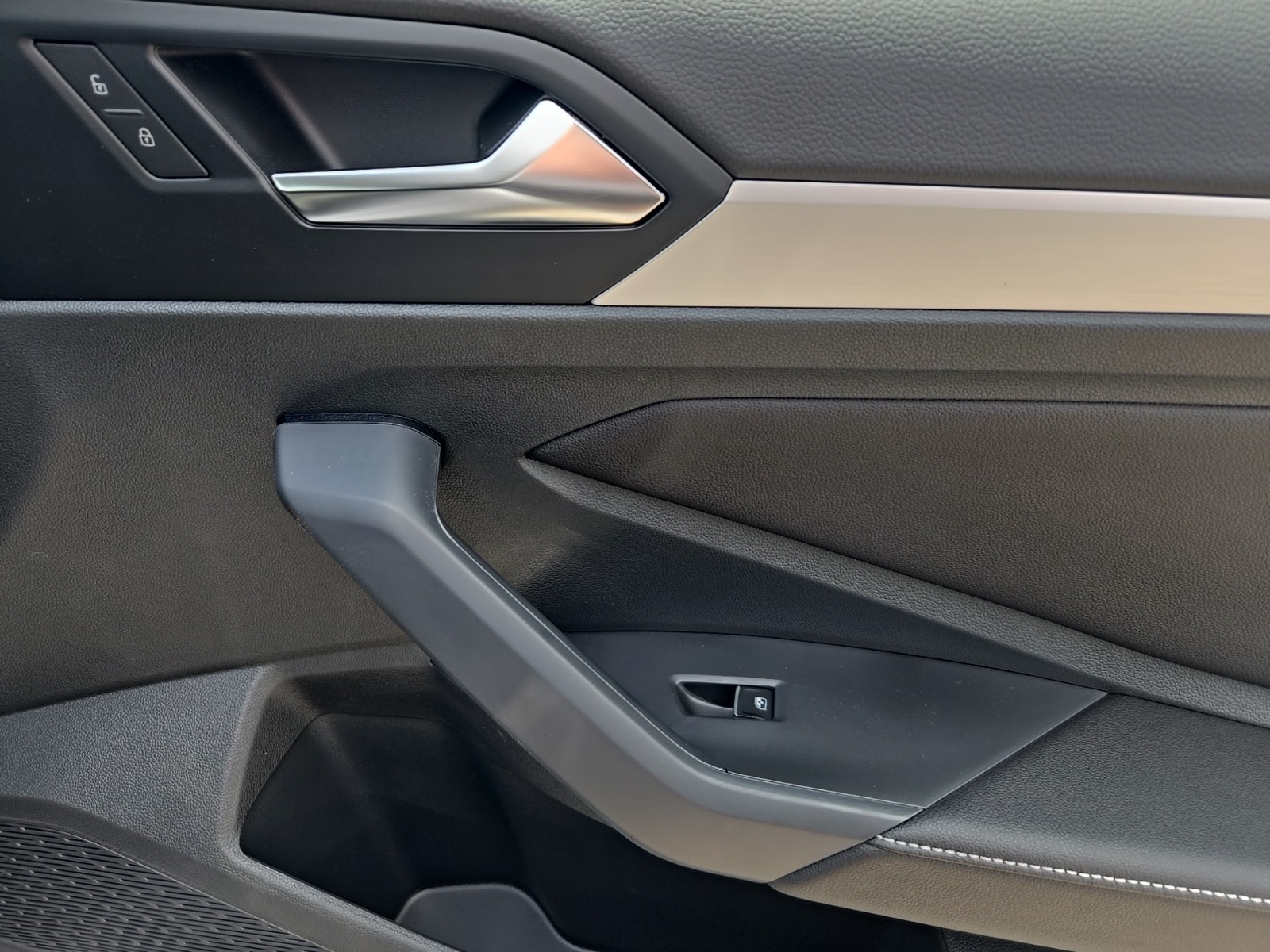 new 2025 Volkswagen Jetta car, priced at $24,195