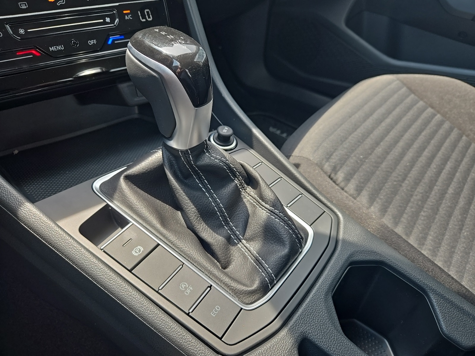 new 2025 Volkswagen Jetta car, priced at $24,195