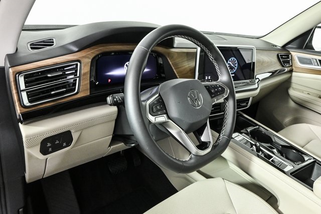 used 2024 Volkswagen Atlas car, priced at $36,800