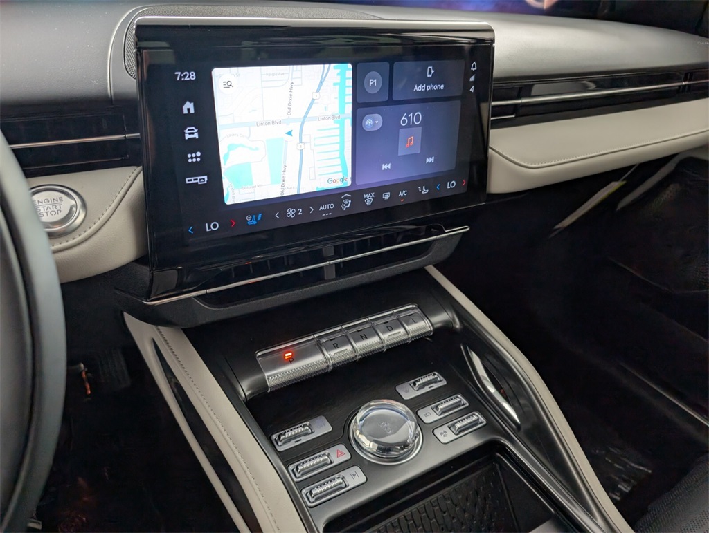 new 2025 Lincoln Nautilus car, priced at $66,154