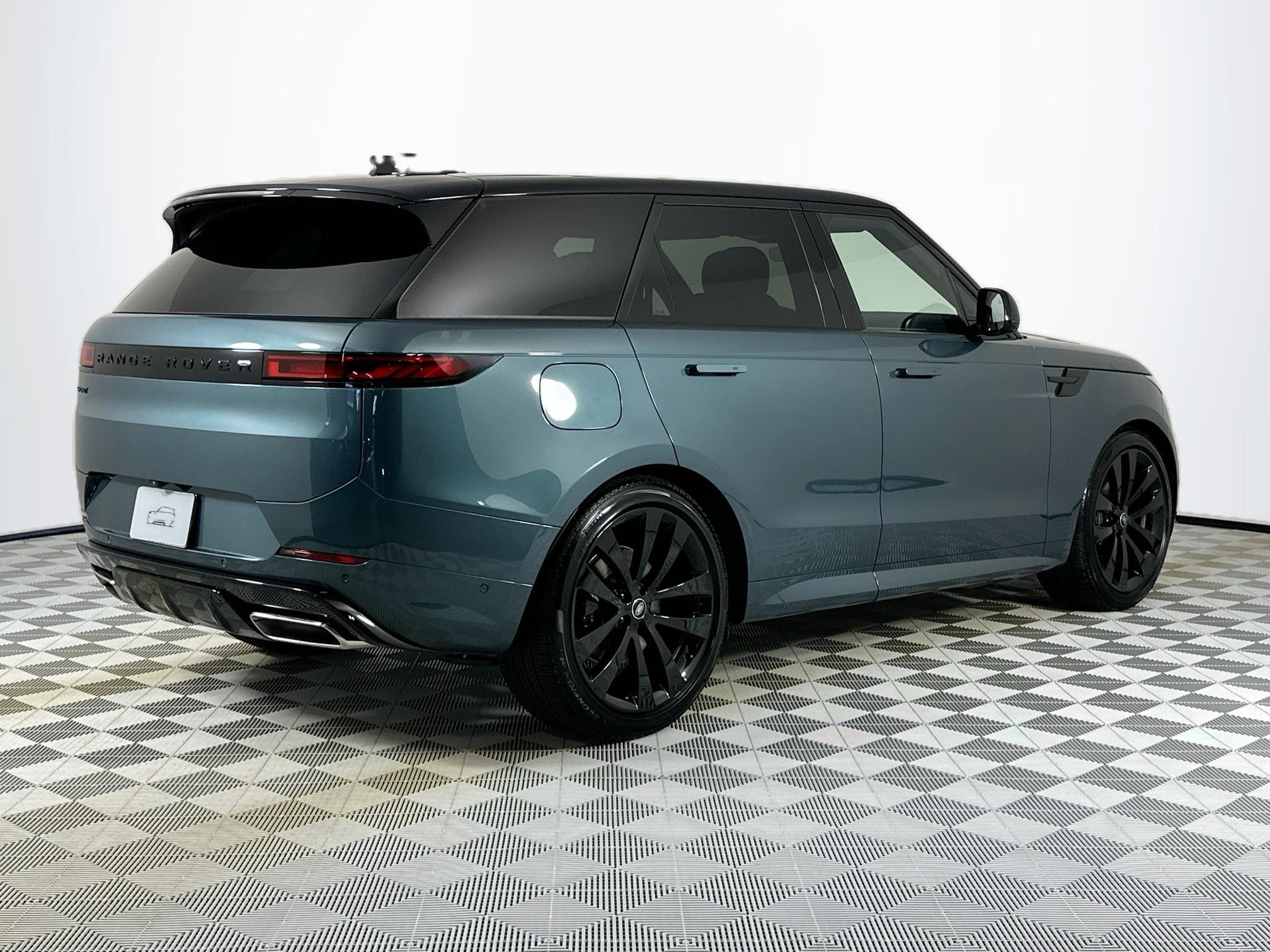 new 2025 Land Rover Range Rover Sport car, priced at $102,265