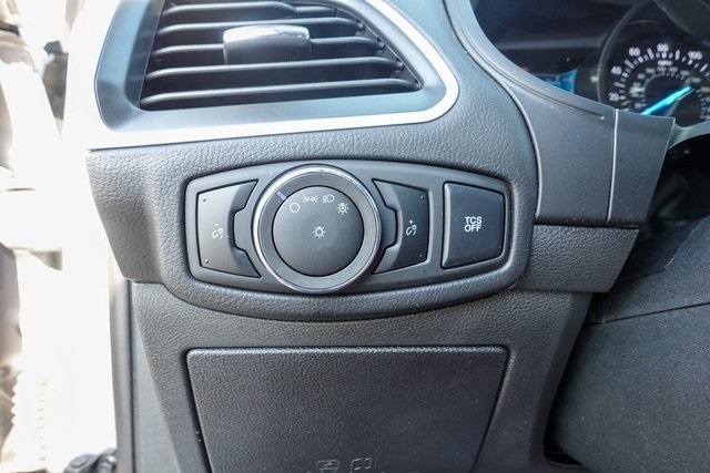 used 2024 Ford Edge car, priced at $20,000