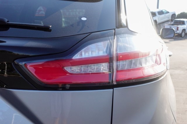 used 2024 Ford Edge car, priced at $20,000