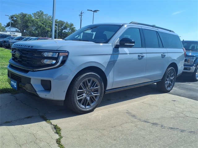 new 2025 Ford Expedition Max car, priced at $83,709