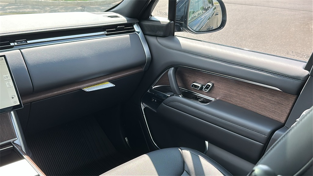 new 2025 Land Rover Range Rover car, priced at $128,910