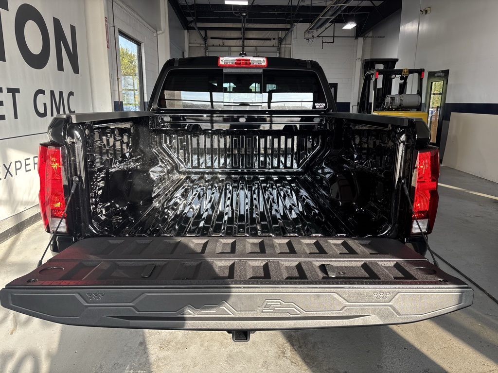 new 2026 Chevrolet Colorado car, priced at $41,905