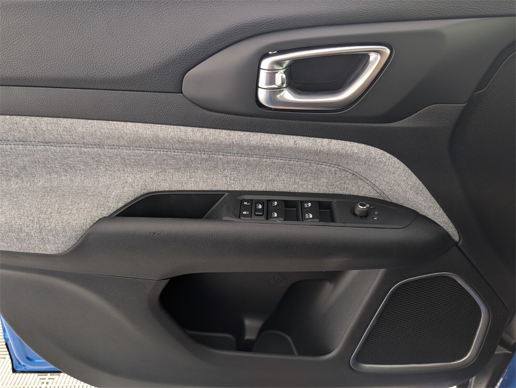 new 2025 Jeep Compass car, priced at $26,308