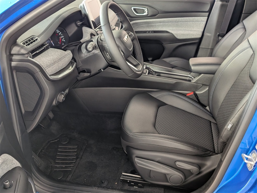 new 2025 Jeep Compass car, priced at $26,308