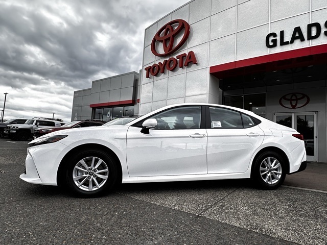 new 2025 Toyota Camry car