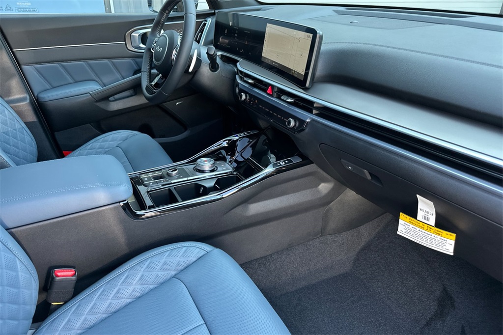 new 2025 Kia Sorento Hybrid car, priced at $48,366