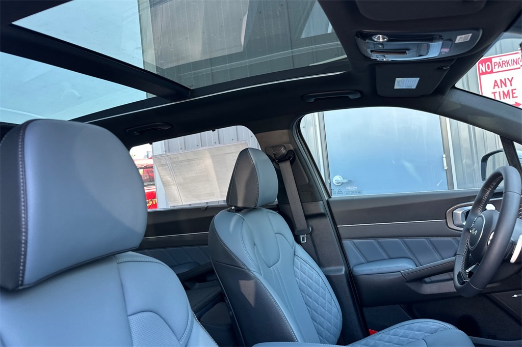 new 2025 Kia Sorento Hybrid car, priced at $48,366