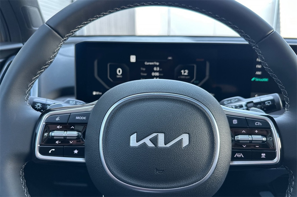 new 2025 Kia Sorento Hybrid car, priced at $48,366