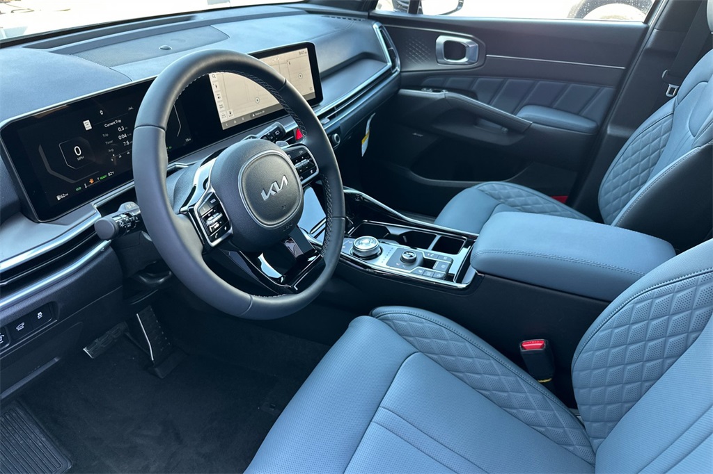 new 2025 Kia Sorento Hybrid car, priced at $48,366
