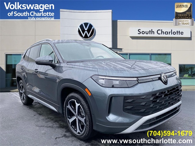 new 2025 Volkswagen Tiguan car, priced at $35,576