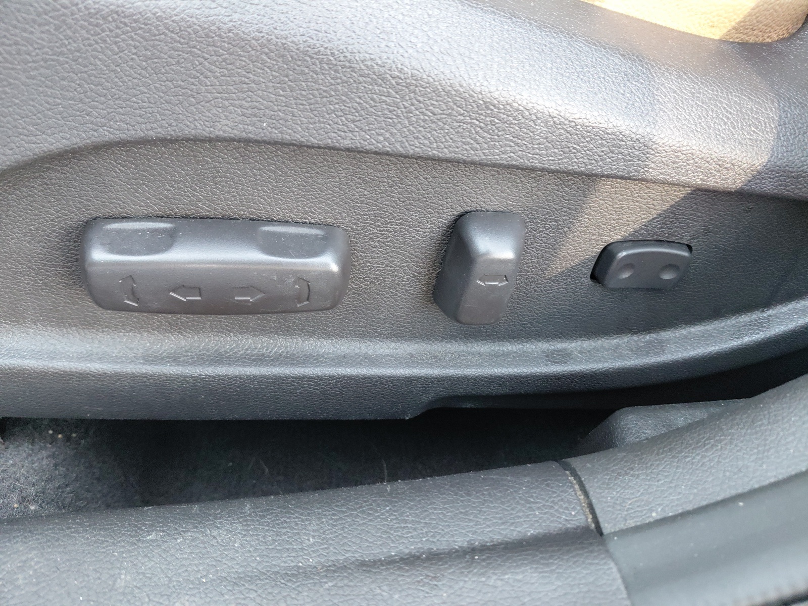 used 2013 Hyundai Sonata car, priced at $7,090