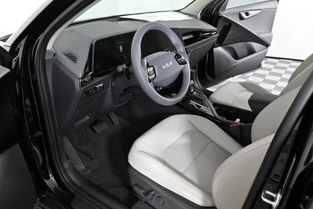 new 2025 Kia Niro car, priced at $29,997