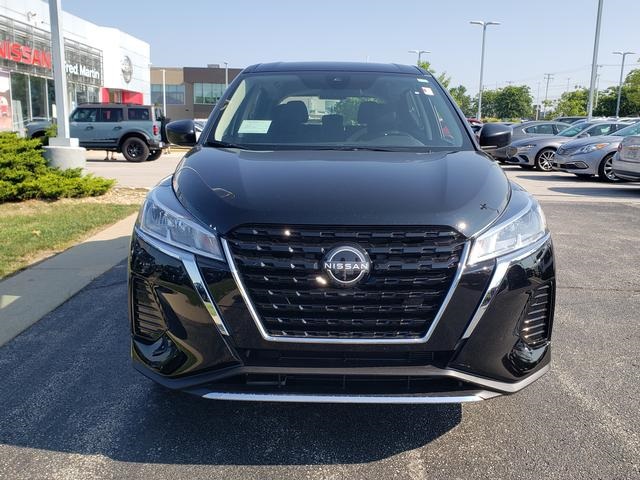 new 2025 Nissan Kicks Play car, priced at $23,135