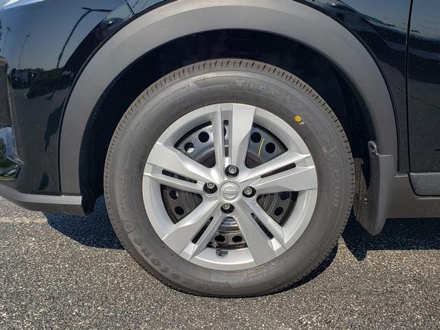 new 2025 Nissan Kicks Play car, priced at $23,135