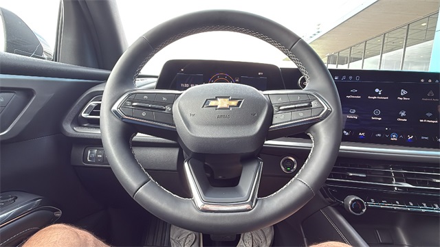 new 2026 Chevrolet Traverse car, priced at $46,120